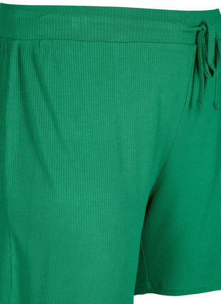 Losvallende korte broek van viscose met ribbels, Jolly Green, Packshot image number 2