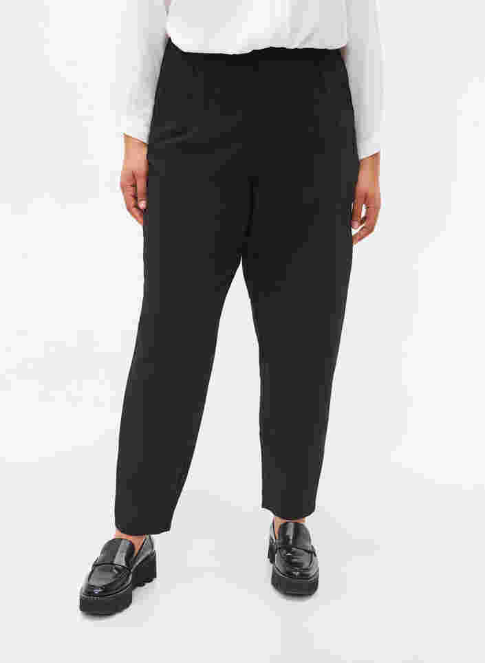 Pantalon classique taille haute, Black, Model image number 2