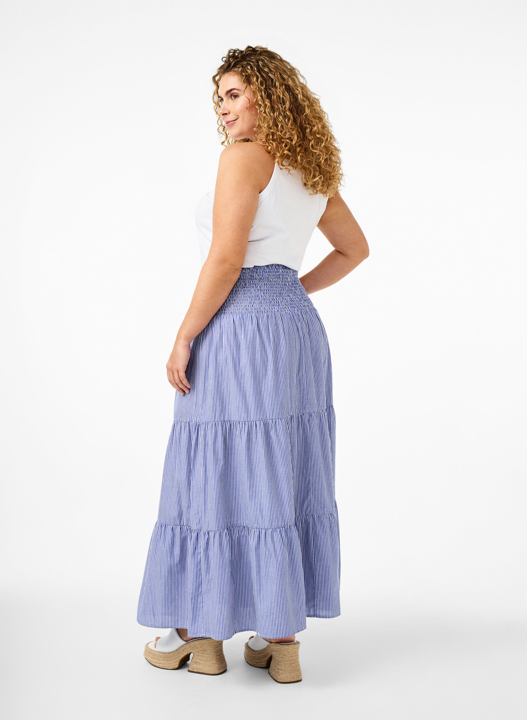 ZizziGestreepte maxi rok met smokwerk, Baja Blue Stripe, Model image number 1