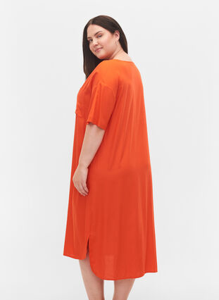 Robe chemise à manches courtes en viscose, Mandarin Red, Model image number 1