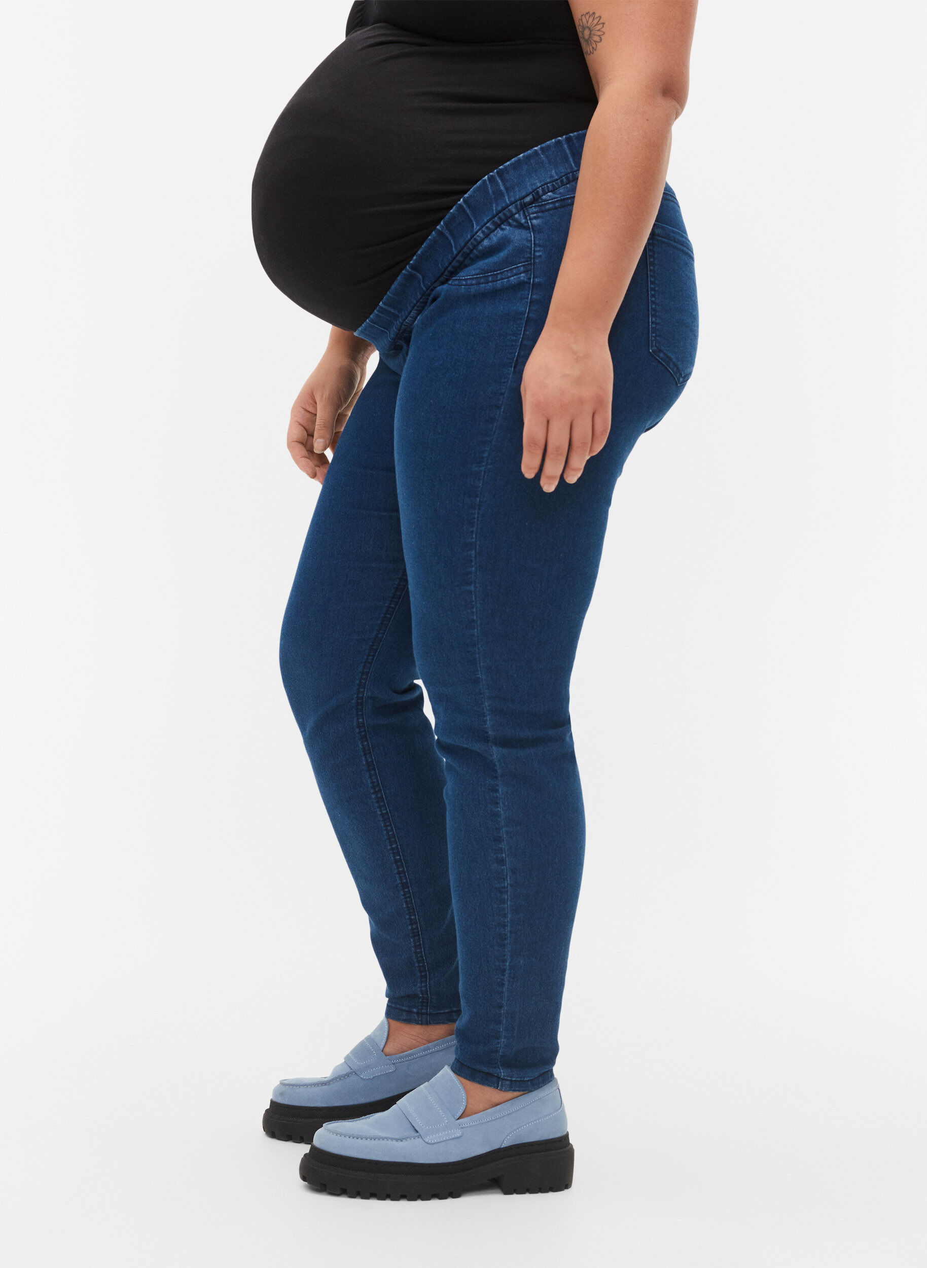 ZizziZwangerschapsjeggings met achterzakken, Blauw, Model image number 2