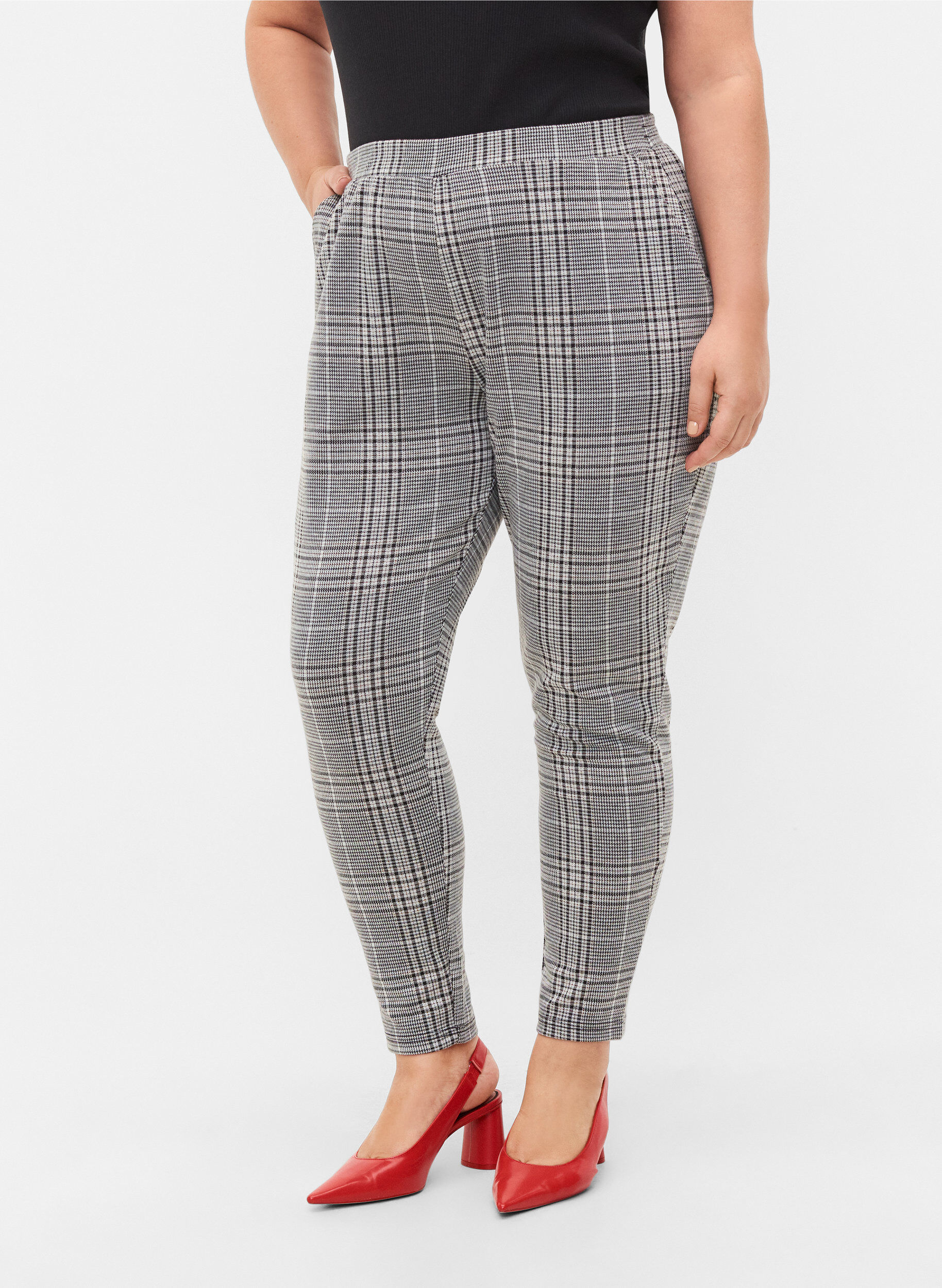 ZizziCropped Maddison broek met geruit motief, Black Check, Model image number 2
