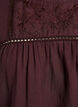 Blouse avec broderie et bordure broderie ajour&eacute;e, Bordeaux fonc&eacute;, Packshot image number 2