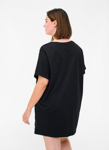 T-shirt de nuit surdimensionné en coton bio, Black, Model image number 1