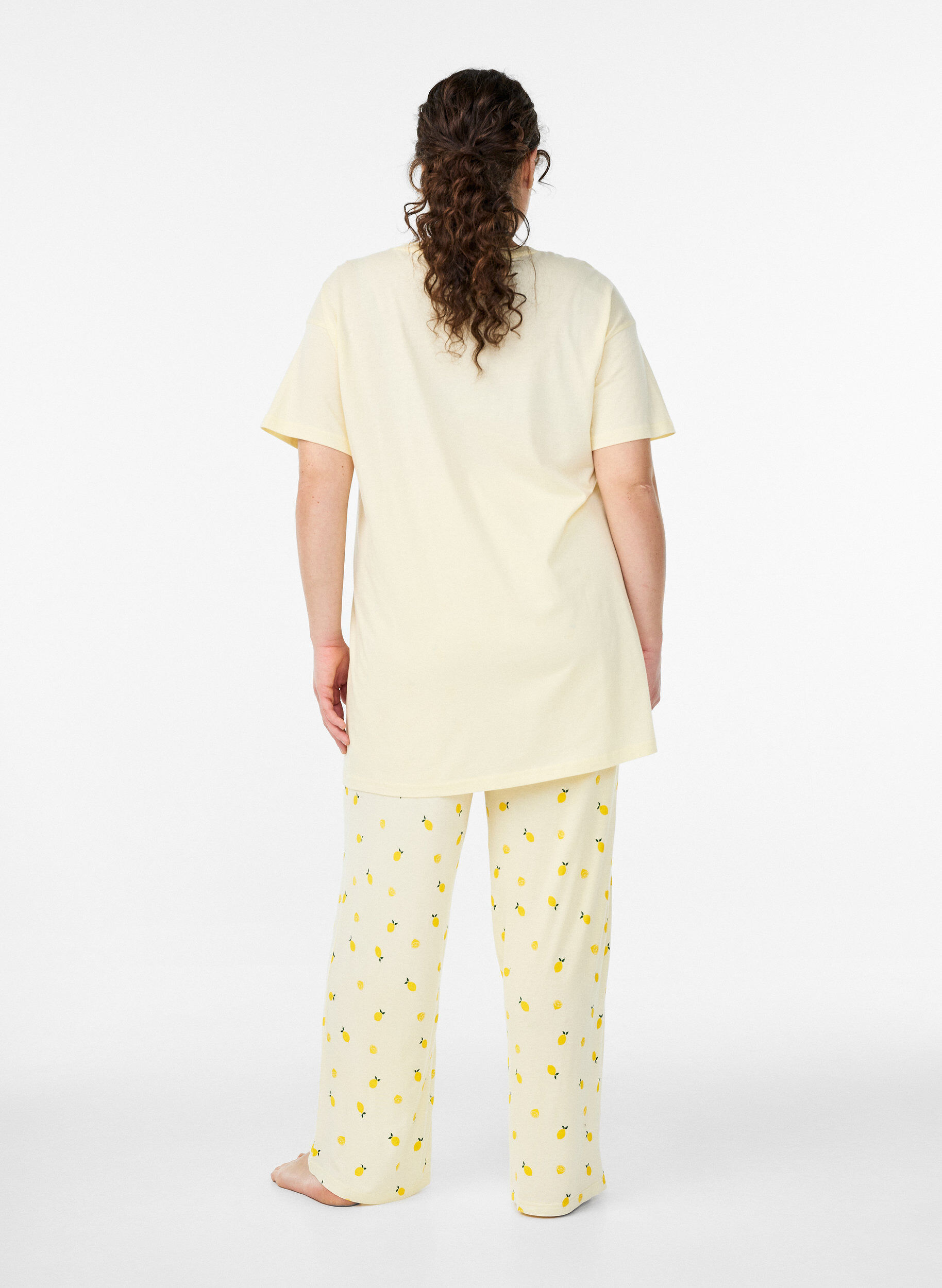 ZizziPyjamabroek in zachte jersey met hoge taille en fruitprint, Geel, Model image number 1