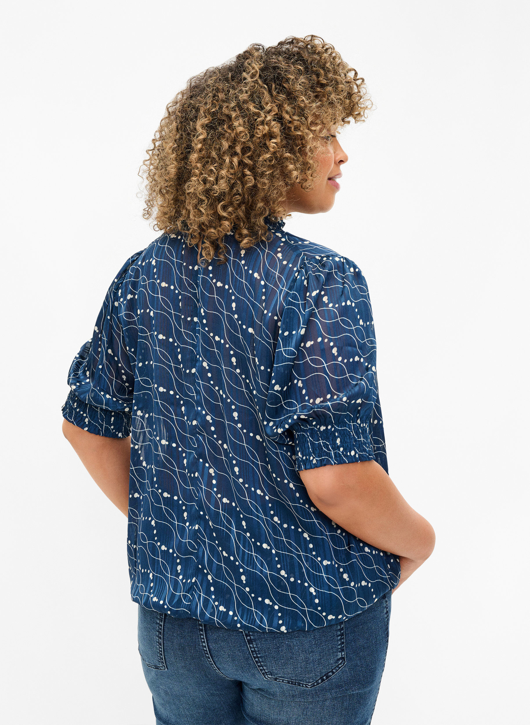 Zizzi Smock-blouse met korte mouwen en print, Dress Bl. Swirl AOP, Model image number 1