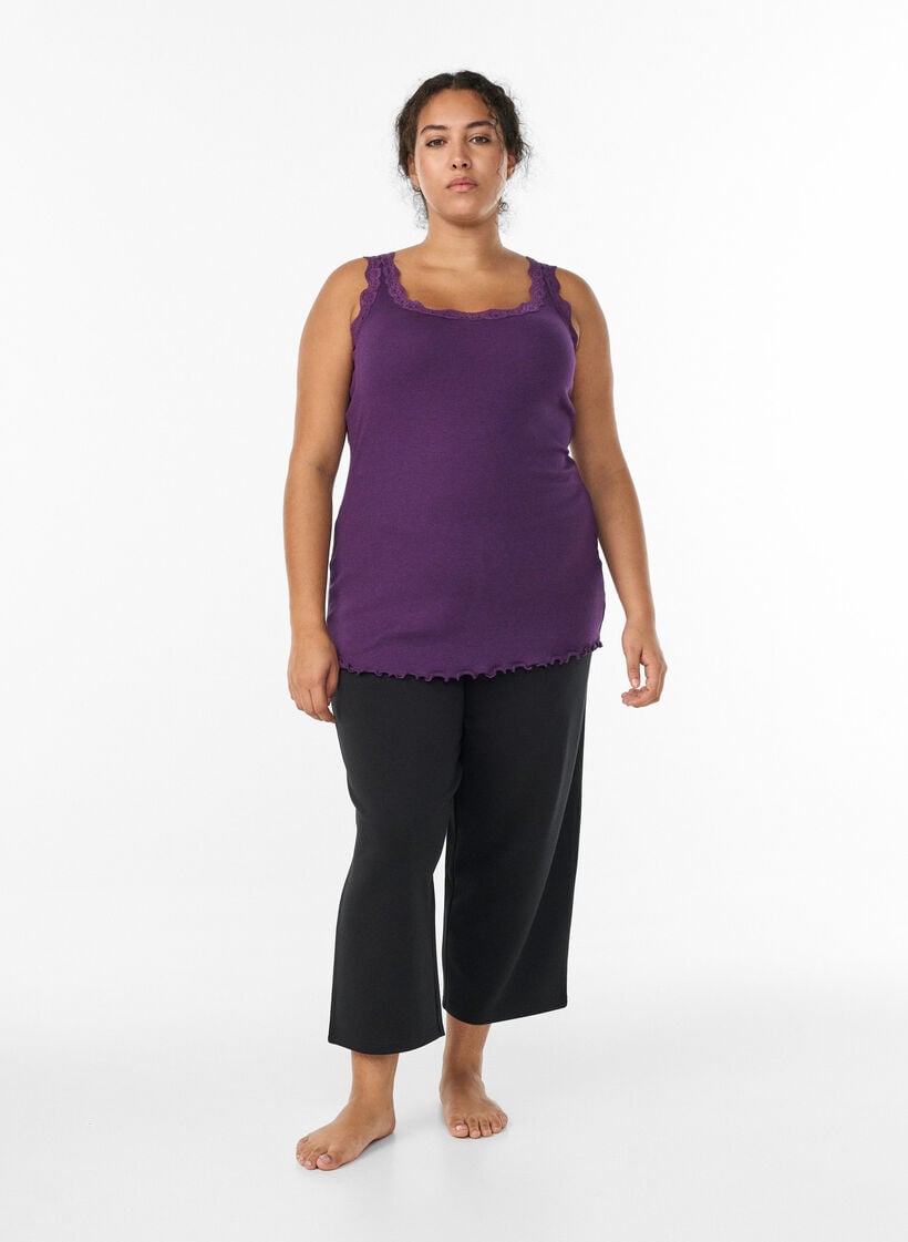 Top met kanten afwerking, Paars, Model image number 1