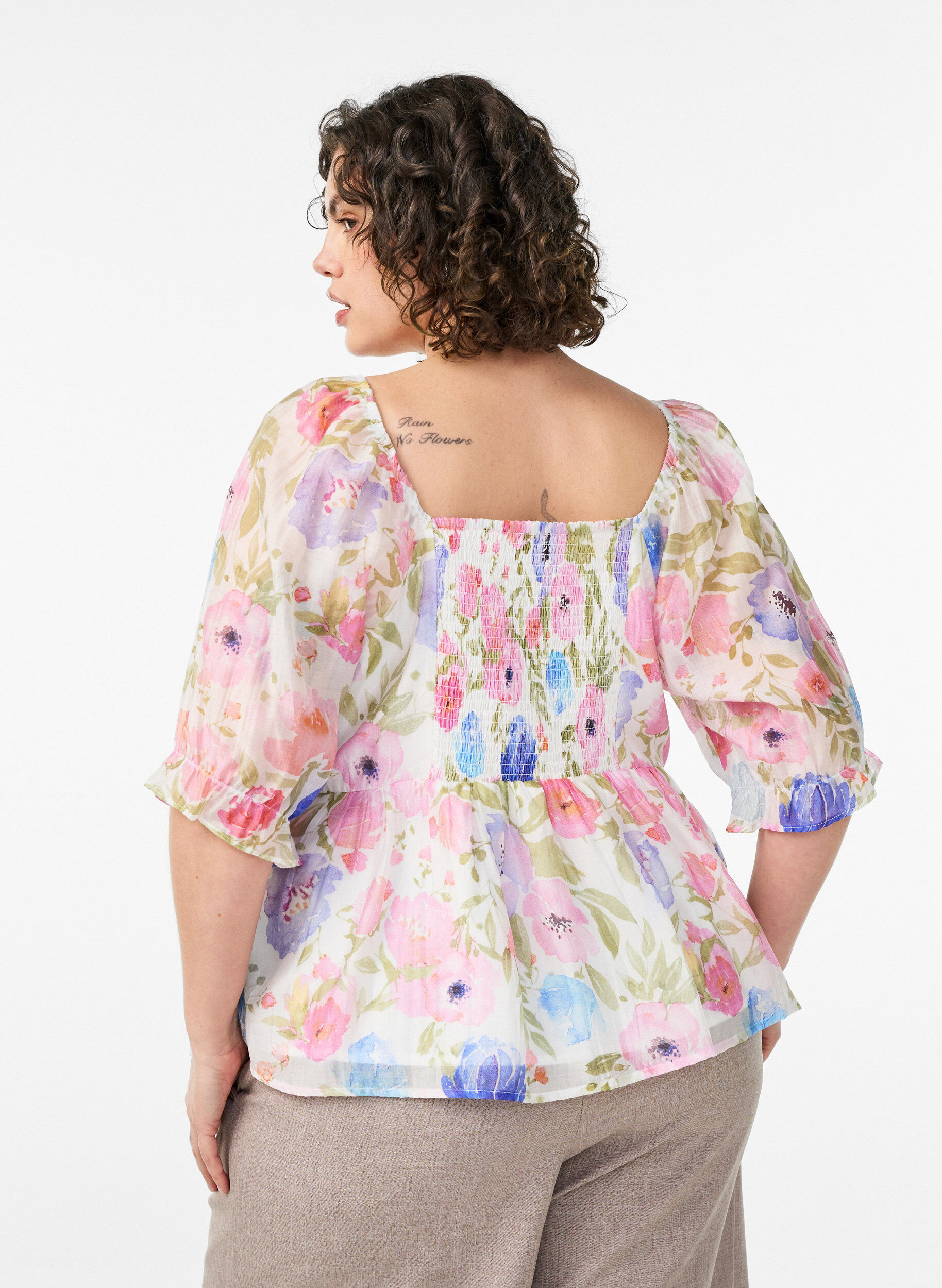 ZizziBlouse en lyocell &agrave; imprim&eacute; floral et d&eacute;collet&eacute; en c&oelig;ur, Blanc, Model image number 2