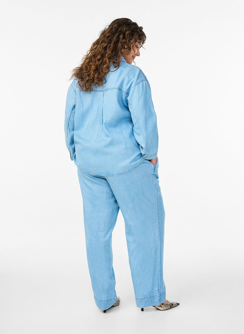 Jean large avec taille élastiquée, Bleu Clair, Model image number 1