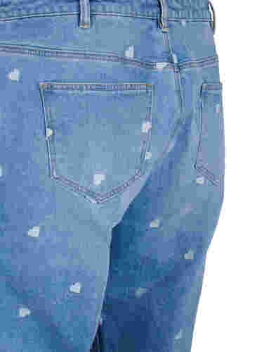 Mille jeans coupe maman avec cœurs, Light blue denim, Packshot image number 3