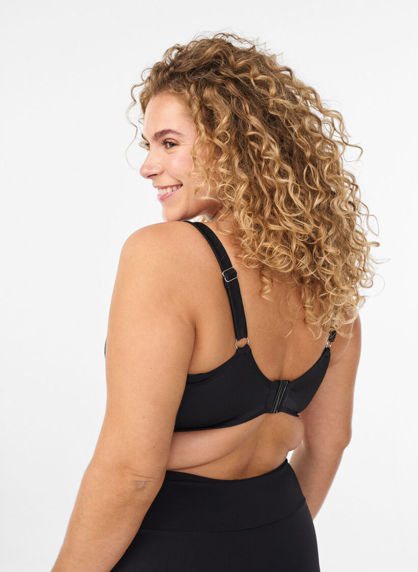 Bikinitop met stringdetail, Zwart, Model image number 1