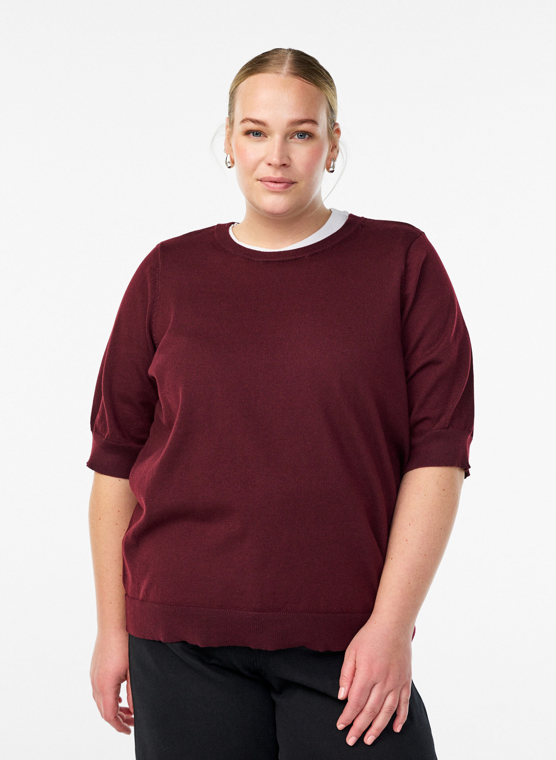 Blouse en fine maille &agrave; manches courtes, Bordeaux, Model