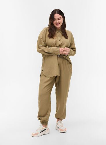 Pantalon ample en viscose avec bord élastiqué et poches, Timber Wolf, Model image number 0