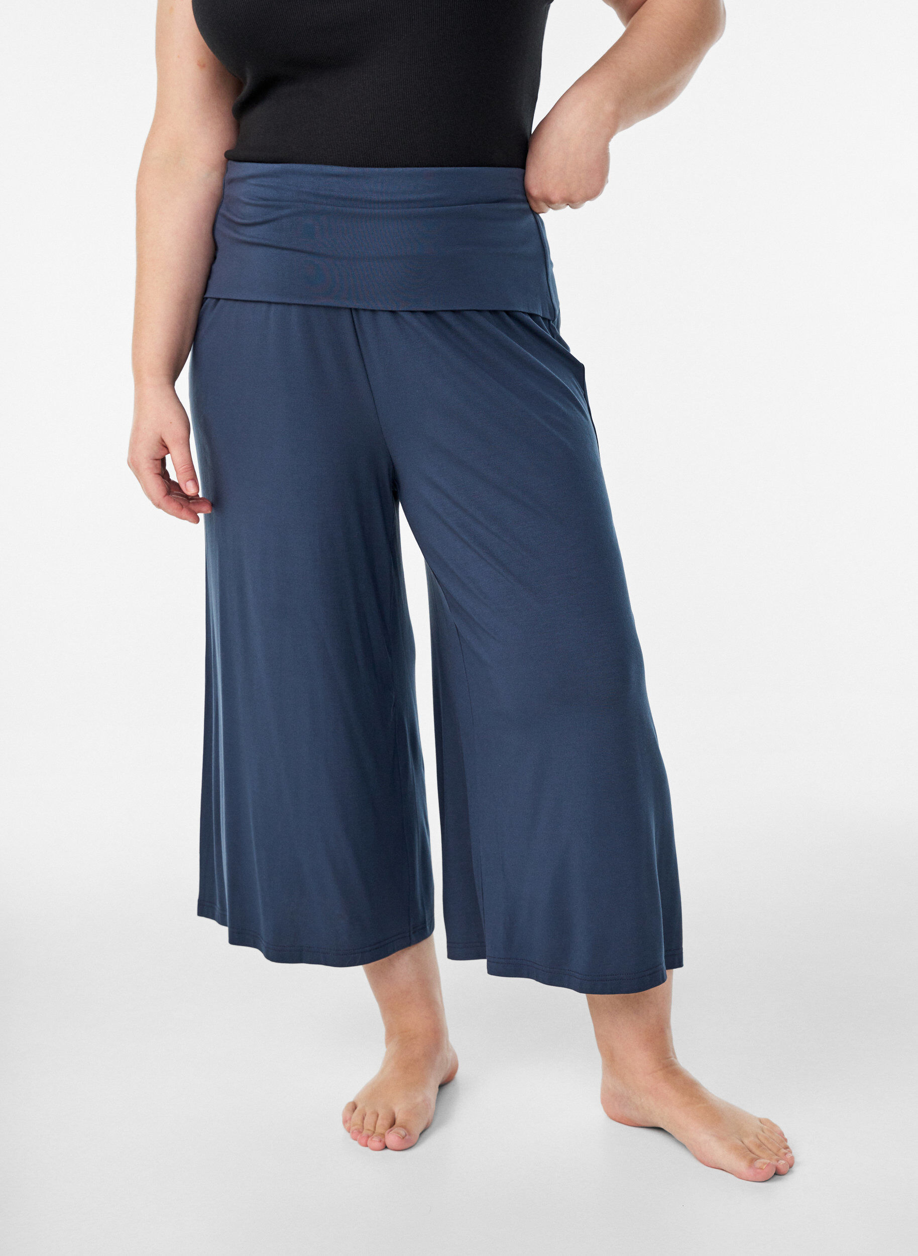 Zizzi Jupe-culotte taille haute en jersey, Bleu, Model image number 2