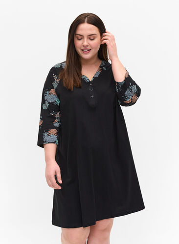 robe de nuit en coton avec détail imprimé, Black Flower AOP, Model image number 0