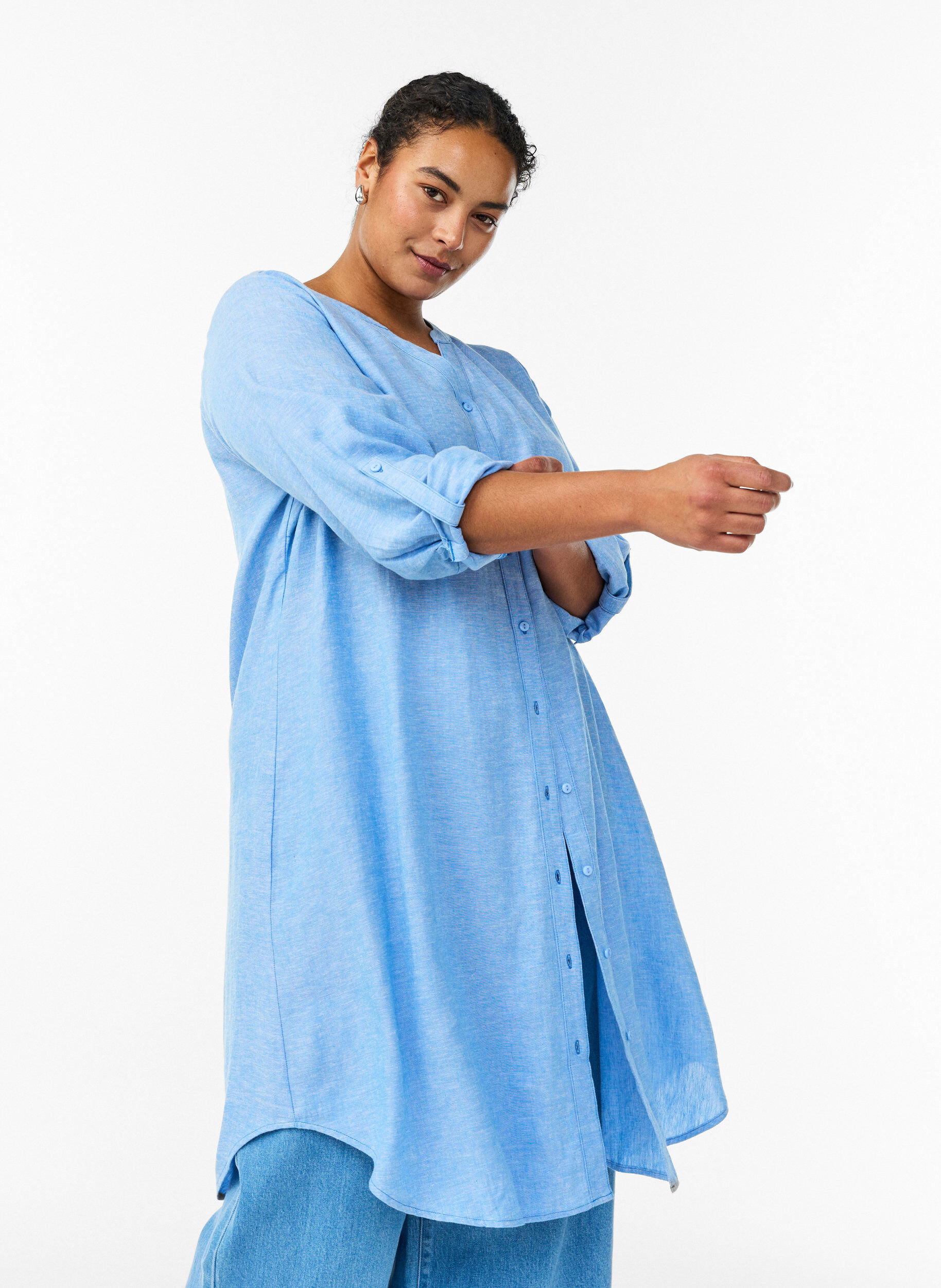 Zizzi Chemise longue en lin et viscose, Bleu, Model image number 3