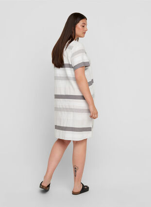 Gestreepte jurk met korte mouwen, White Stripe, Model image number 1
