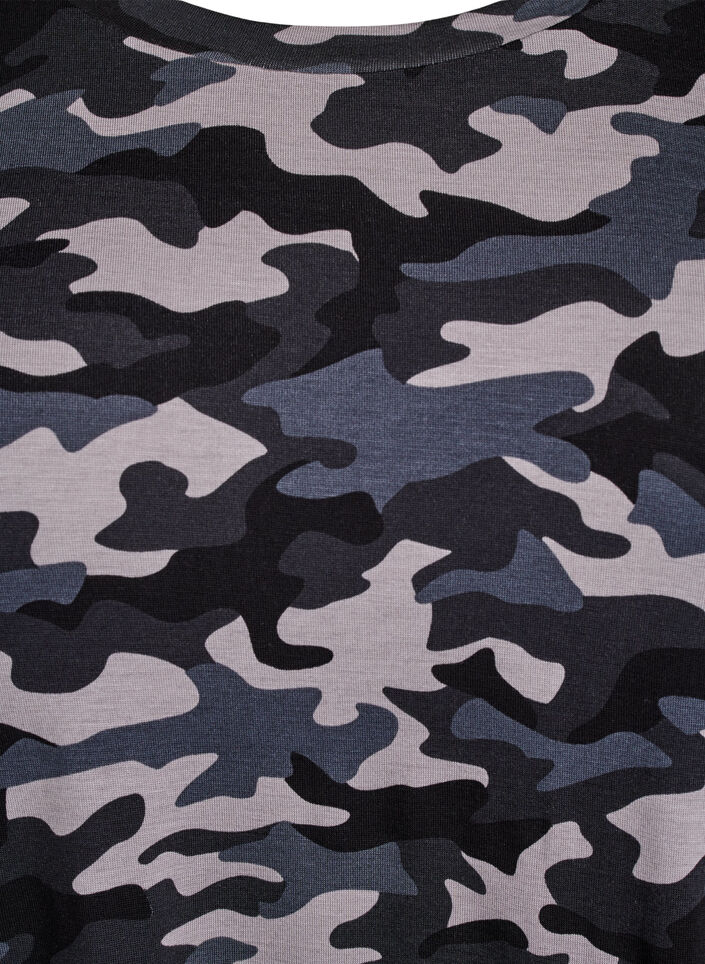 T-shirt met TENCEL&trade; Lyocell en camouflageprint, Grijs, Packshot image number 2