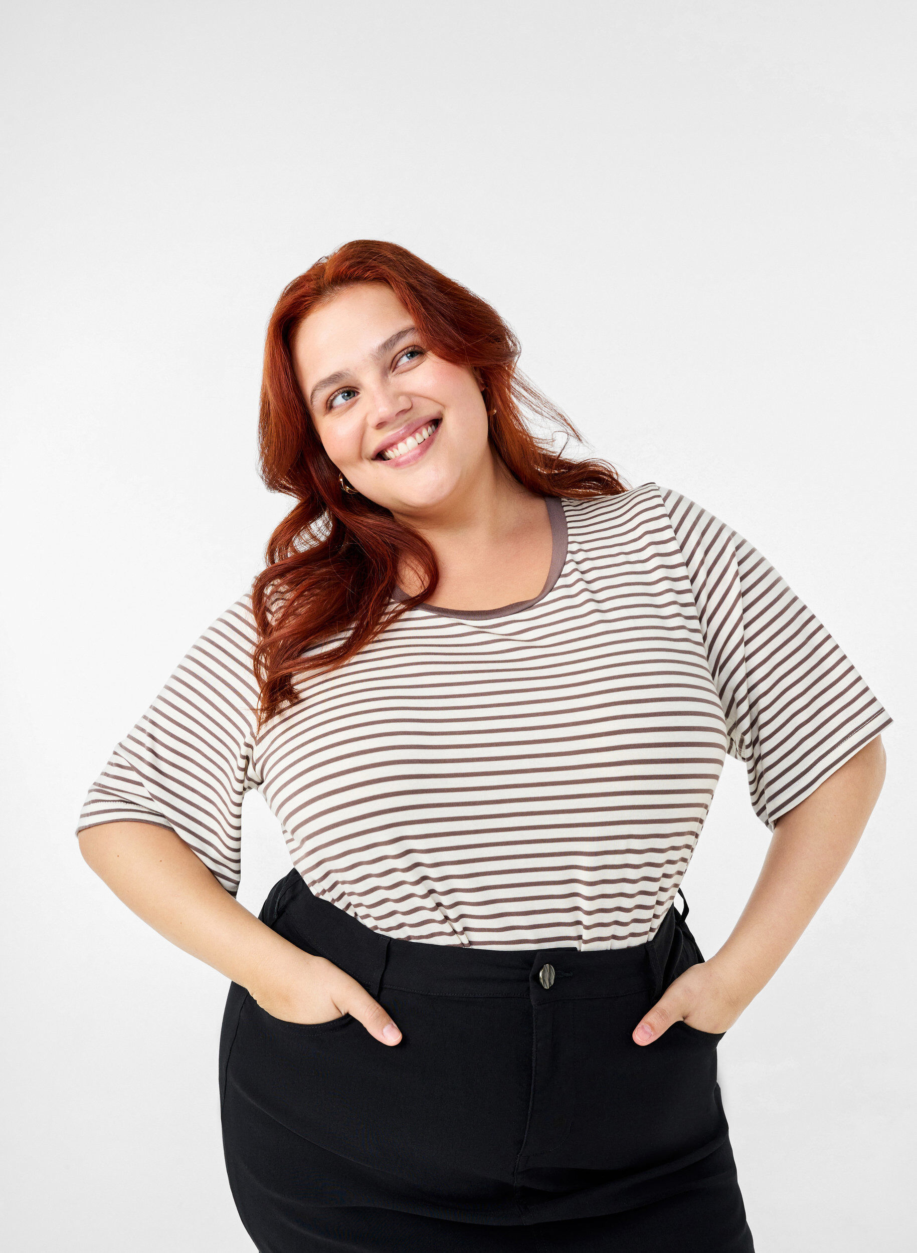 ZizziGestreept T-shirt van lyocell met ronde hals, Bruin, Image image number 0