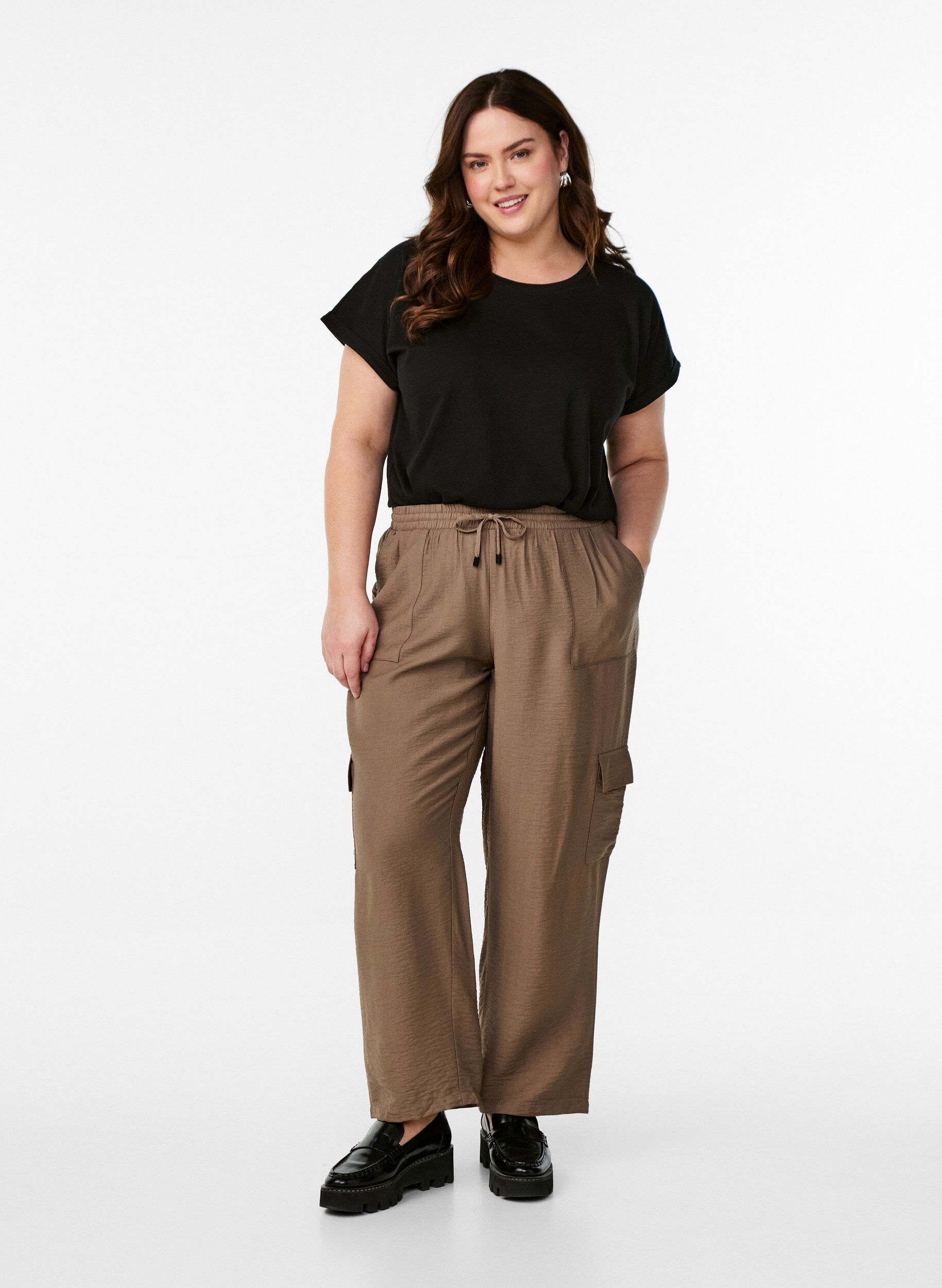 ZizziT-shirt met korte mouwen van katoenmix, Zwart, Model image number 1