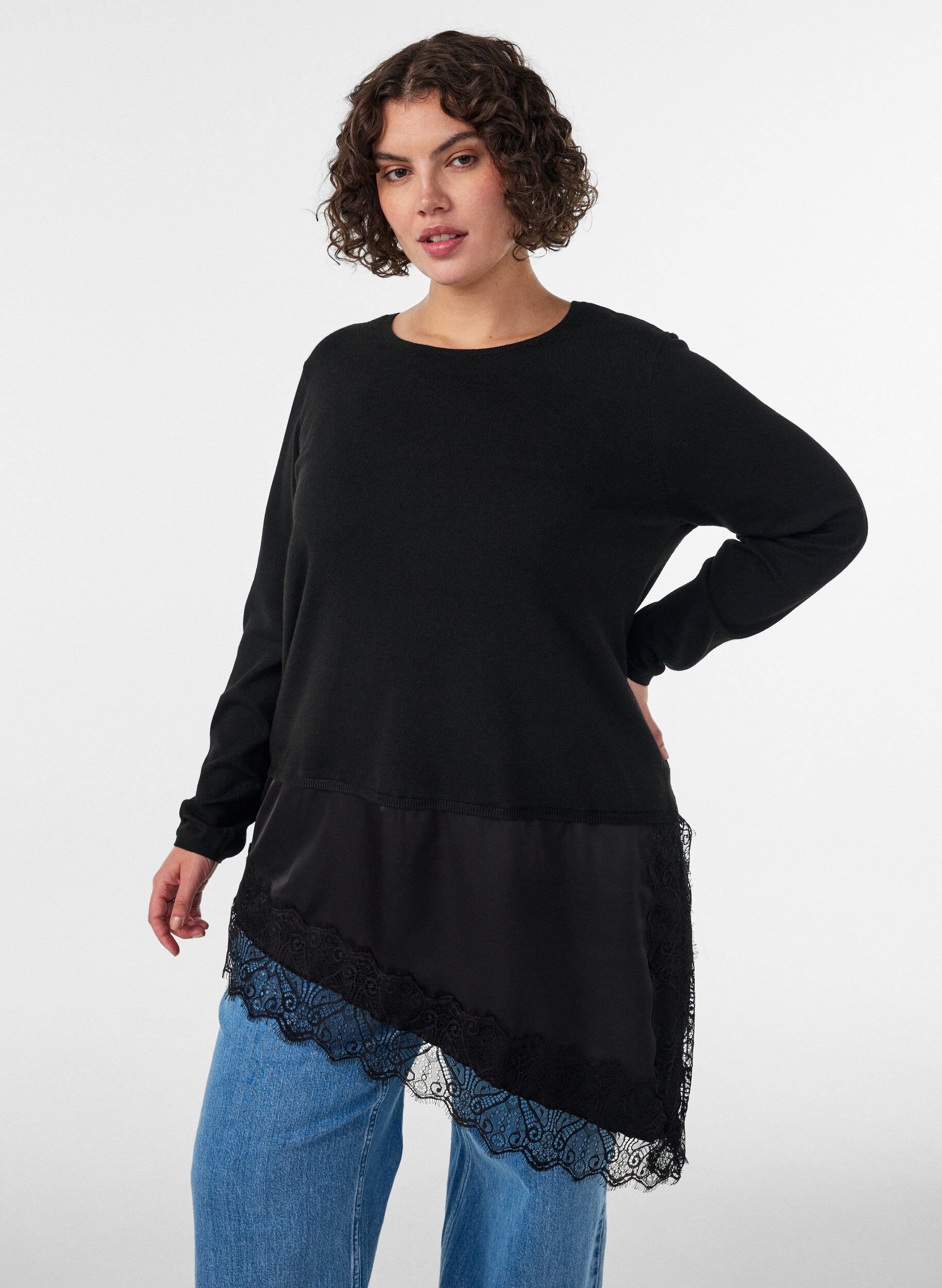 ZizziBlouse en maille &agrave; effet superpos&eacute; et bordure en dentelle, Noir, Model image number 0
