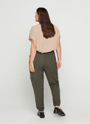 Pantalon ample avec de grandes poches, Black Olive, Model image number 1