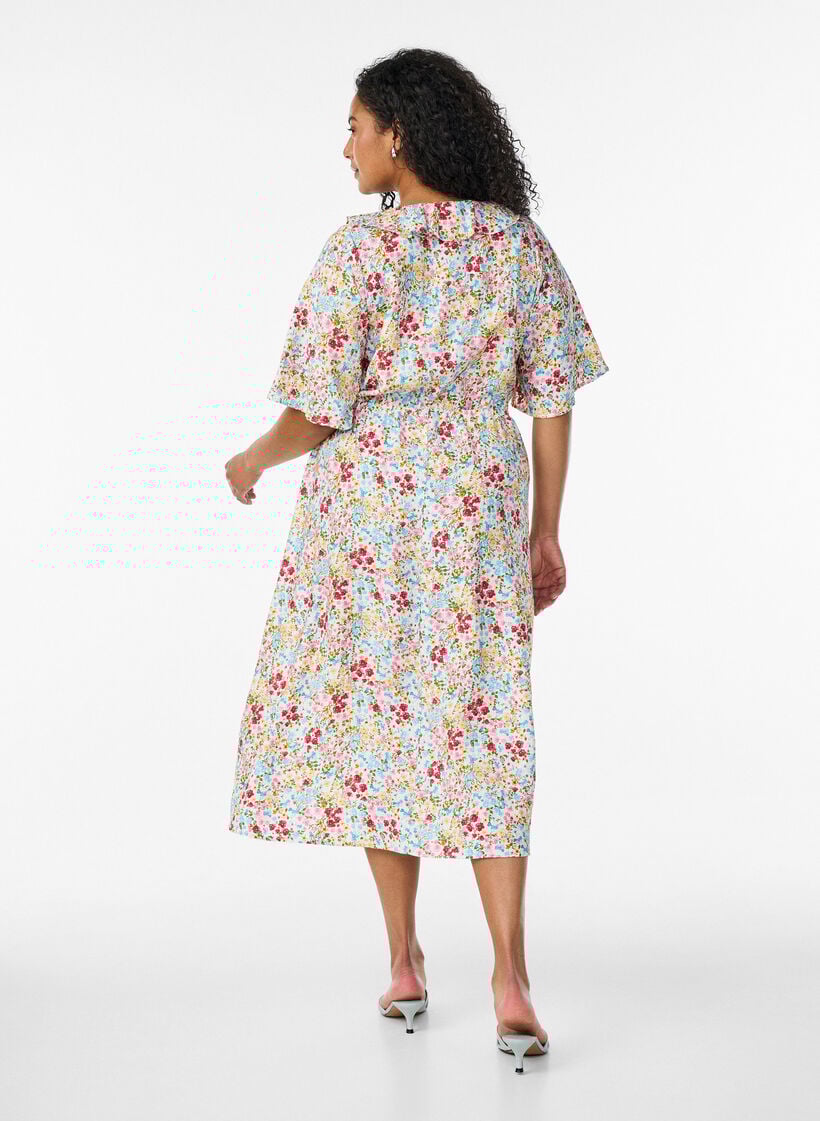 Robe midi en viscose avec imprim&eacute; fleuri et col &agrave; volants, Rose, Model image number 1