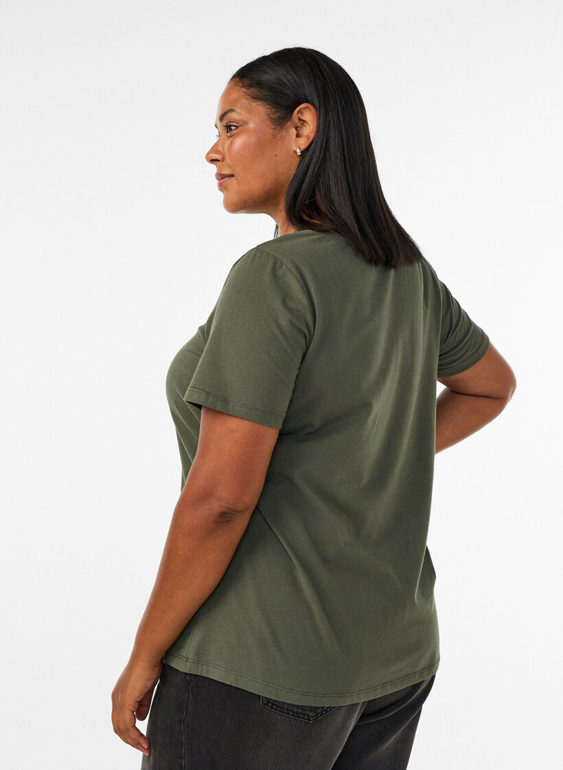 Effen basic T-shirt van katoen, Groen, Model image number 2