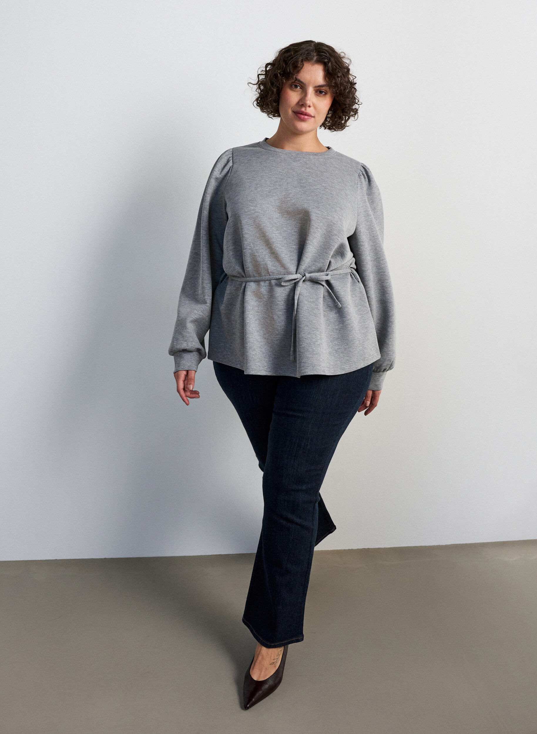 ZizziBlouse avec lien &agrave; nouer et manches bouffantes, Gris, Model image number 1