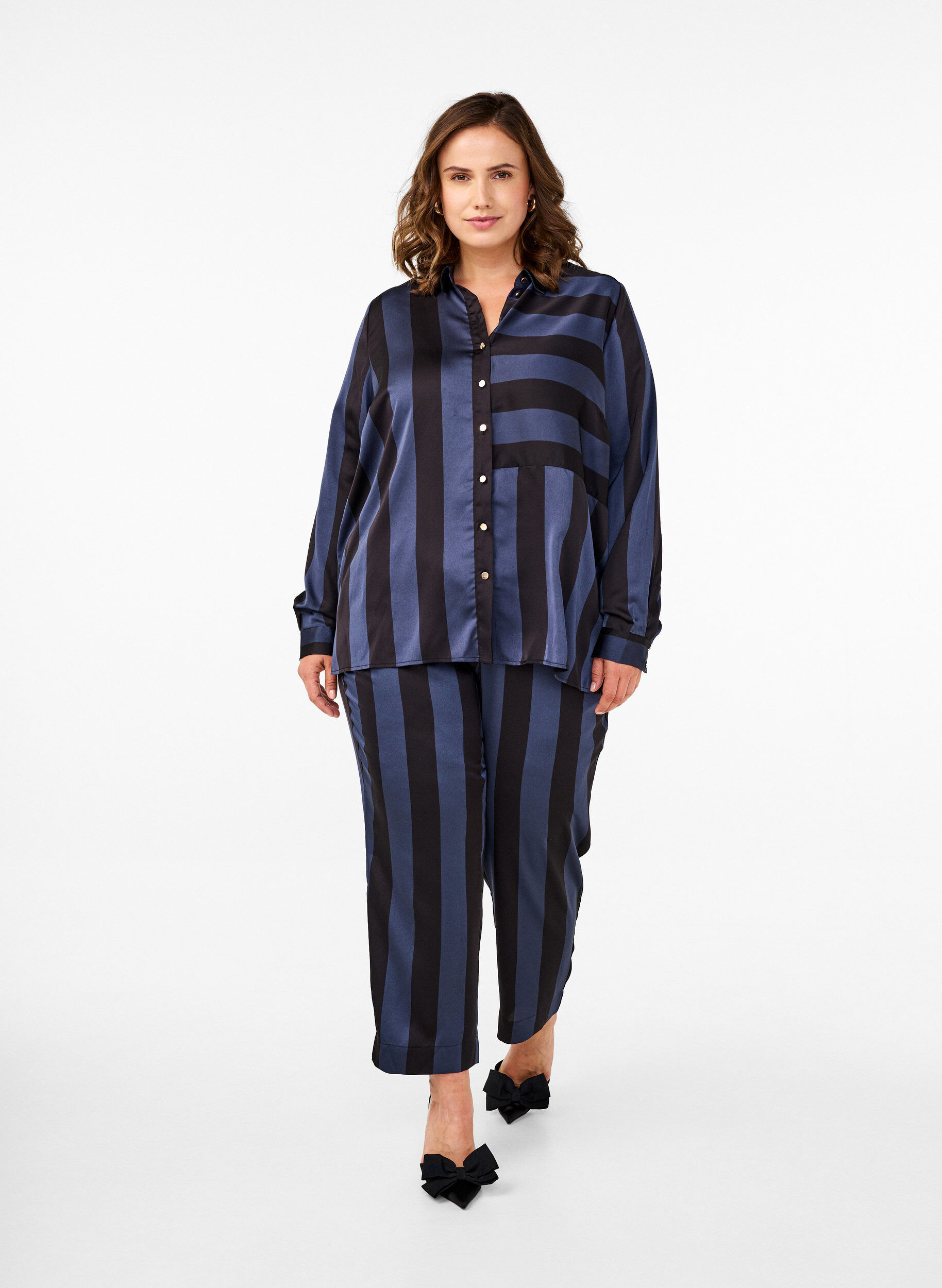 ZizziSatijnen overhemd met strepen, Spellbound w. Black, Model image number 2