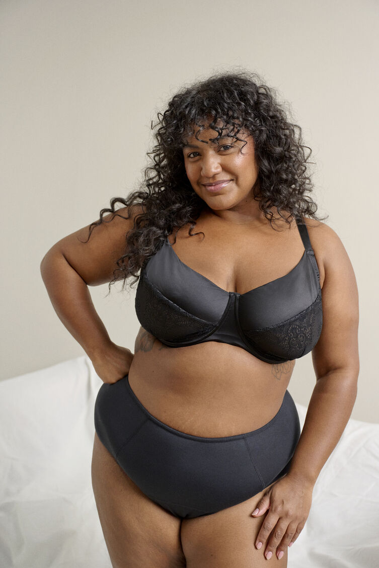 Set met kant, , Model