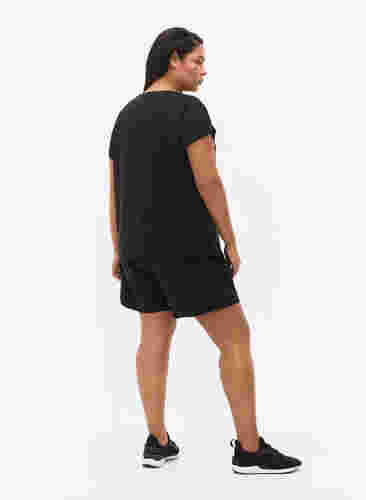Sport shorts met achterzak, Black, Model image number 1