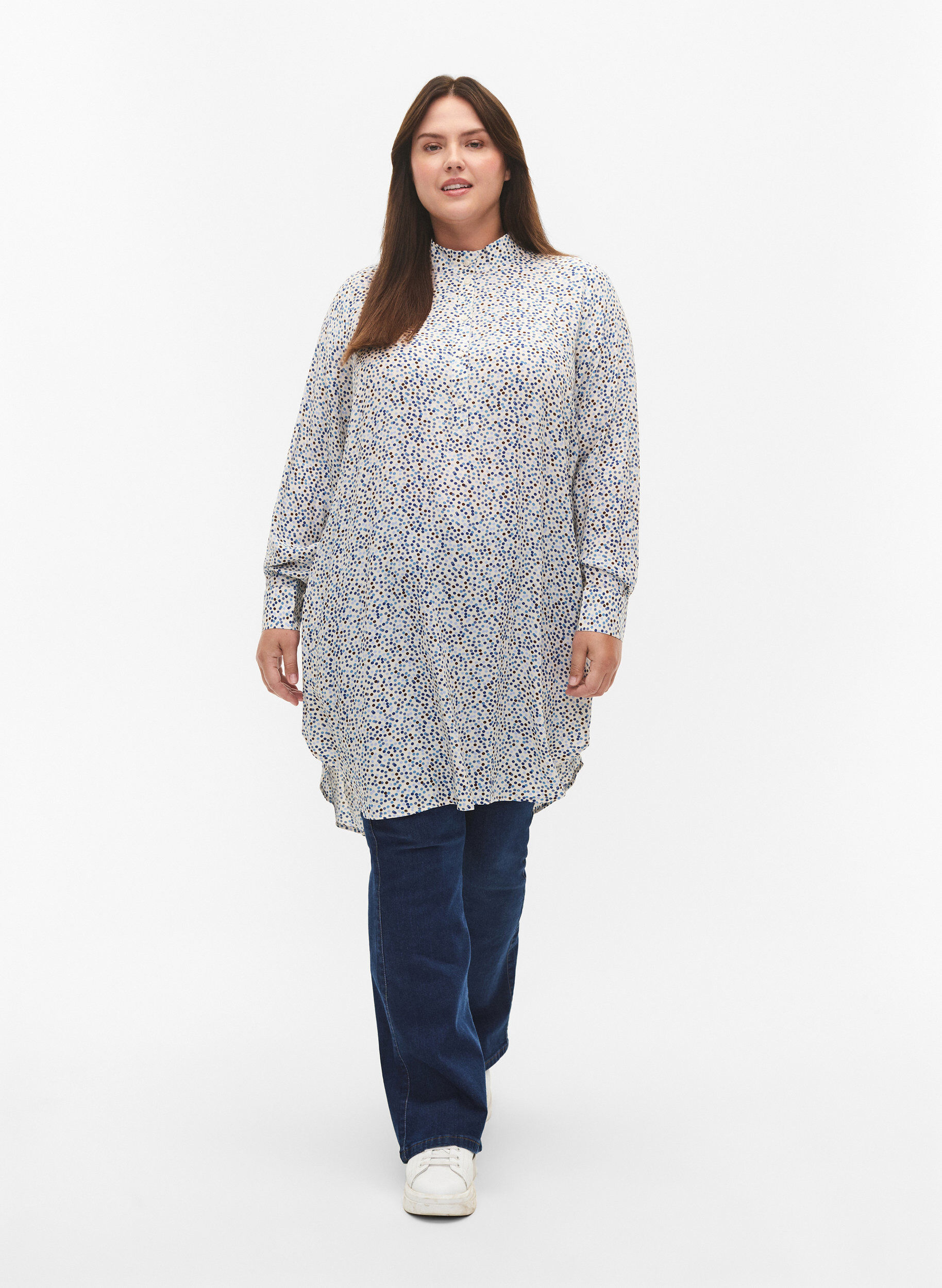 ZizziGestippelde viscose jurk met knopen, Blue Dot AOP, Model image number 2