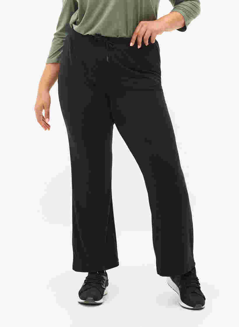Pantalon d'entraînement évasé en côte, Black, Model image number 0