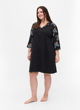 robe de nuit en coton avec détail imprimé, Black Flower AOP, Model image number 2