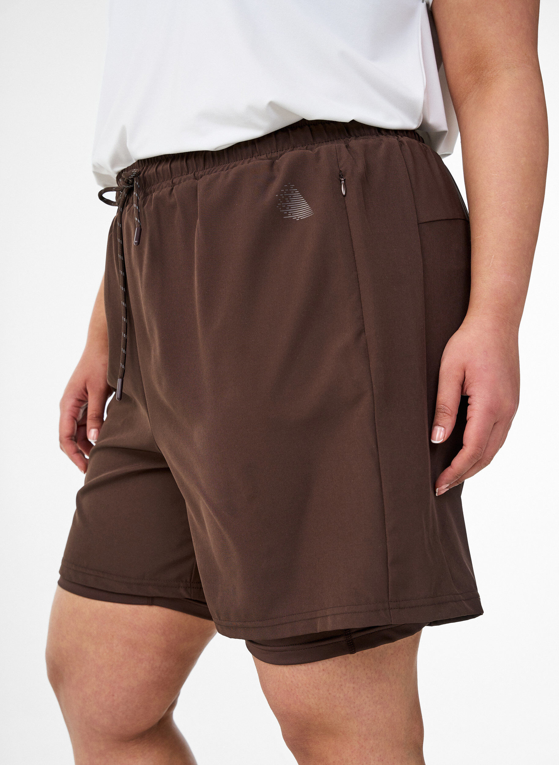 Trainingshort met binnenbroek en telefoonzakje, Bruin, Model