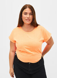 T-shirt van katoen in neon kleur, Neon Coral, Model