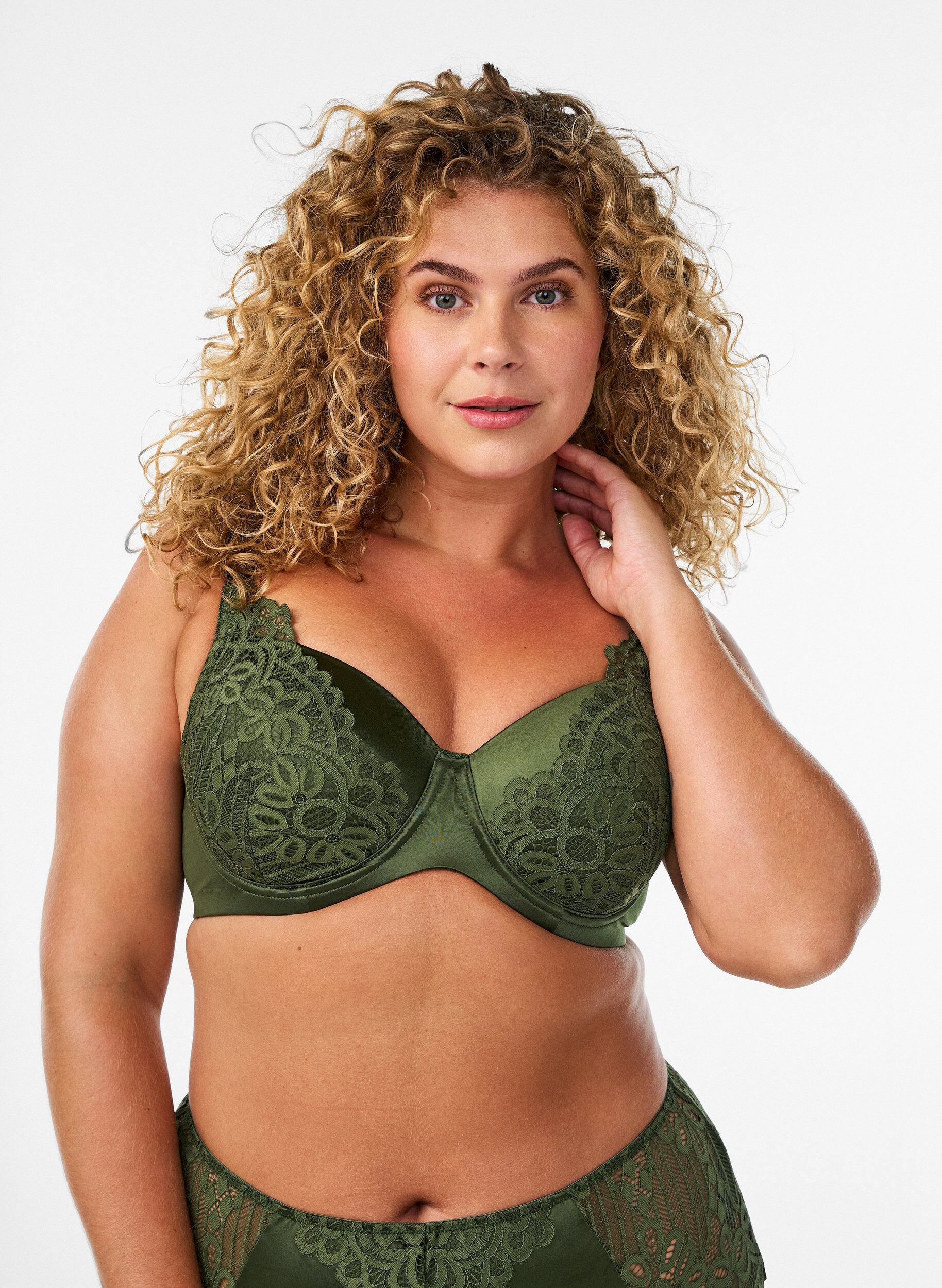 ZizziSoutien-gorge &agrave; armatures rembourr&eacute; avec dentelle, Vert Kaki, Model image number 0