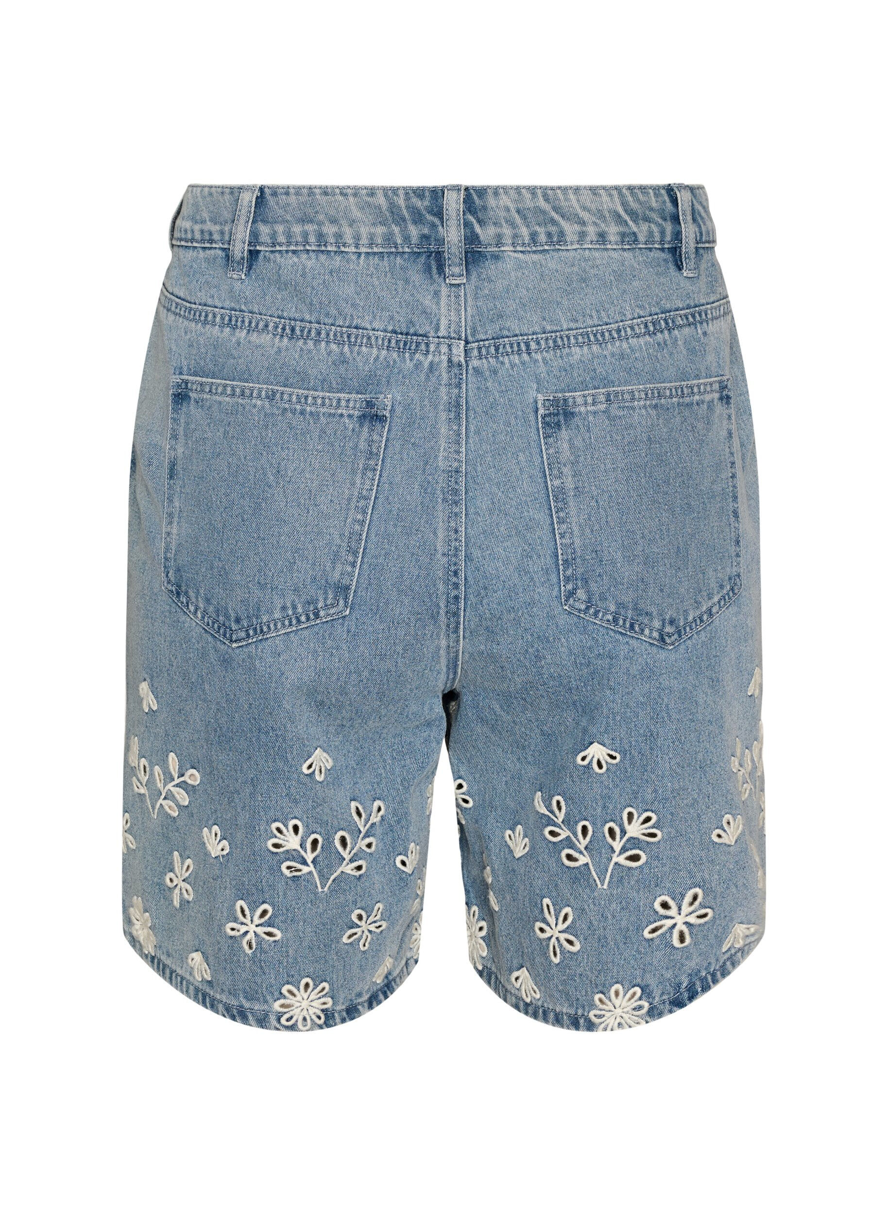 Zizzi Short en jean taille haute avec broderie anglaise, Bleu Clair, Packshot image number 1