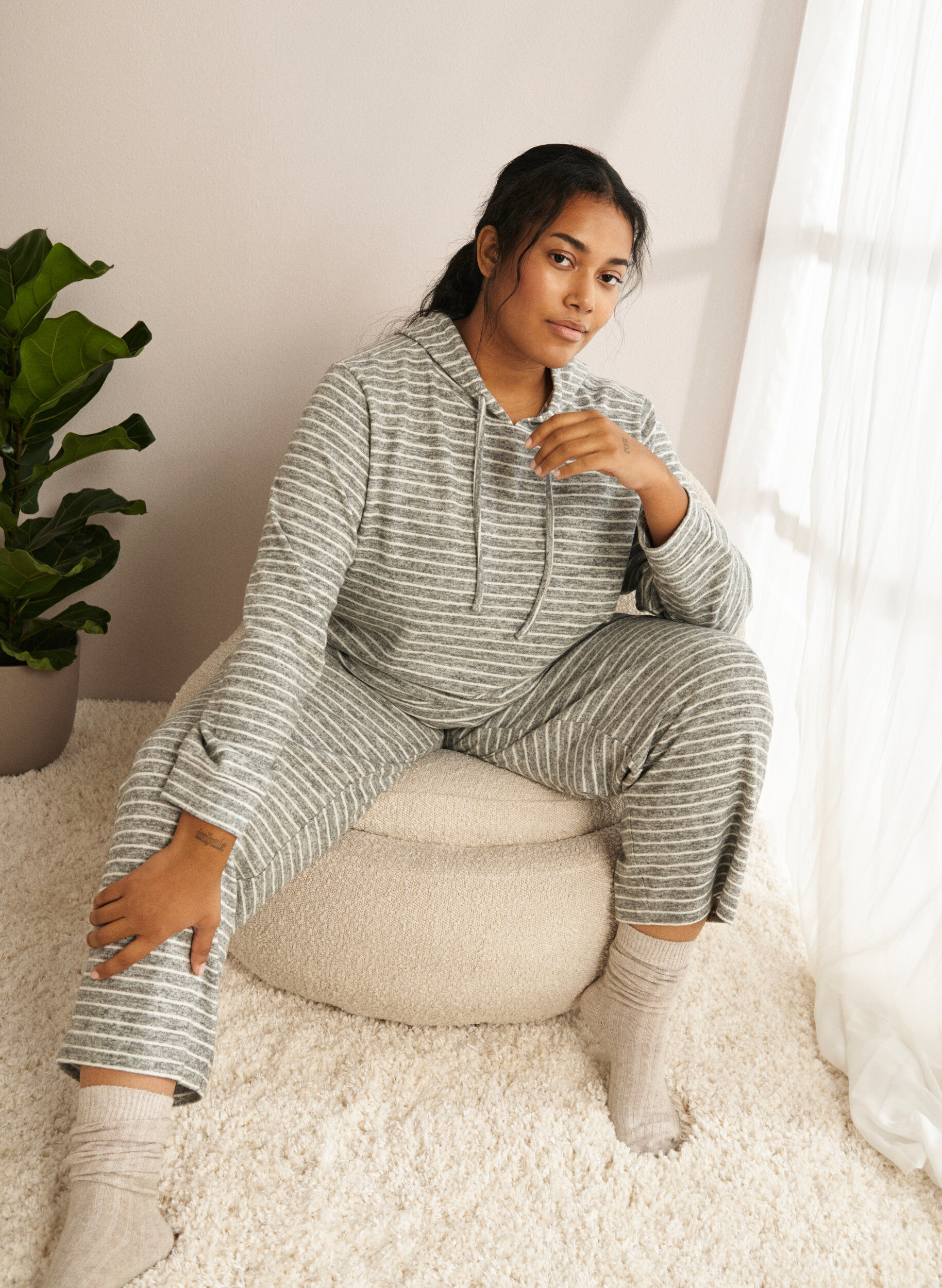 Zizzi Sweat &agrave; capuche ample avec des rayures, DGM Stripe, Image image number 0