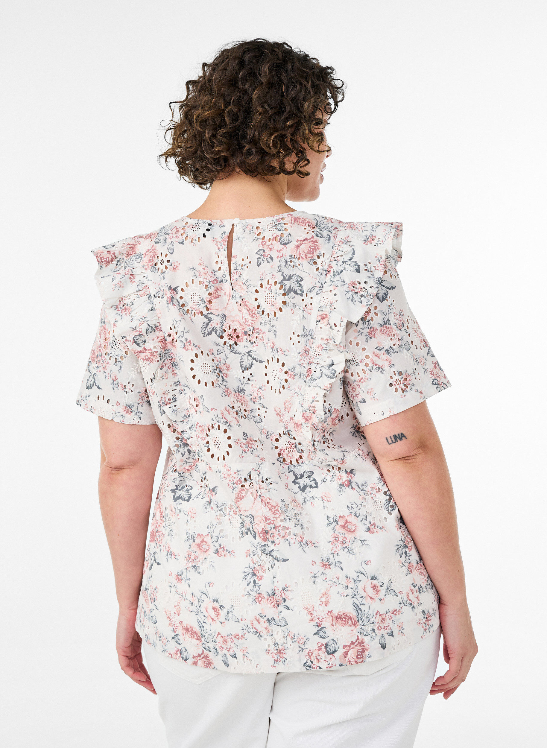 ZizziBlouse en coton avec broderie anglaise et volants, Rose poudr&eacute;e, Model image number 2