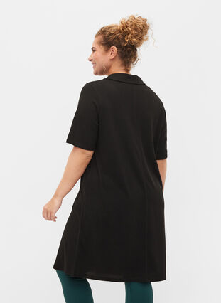 Robe à manches courtes avec col et fermeture éclair, Black, Model image number 1
