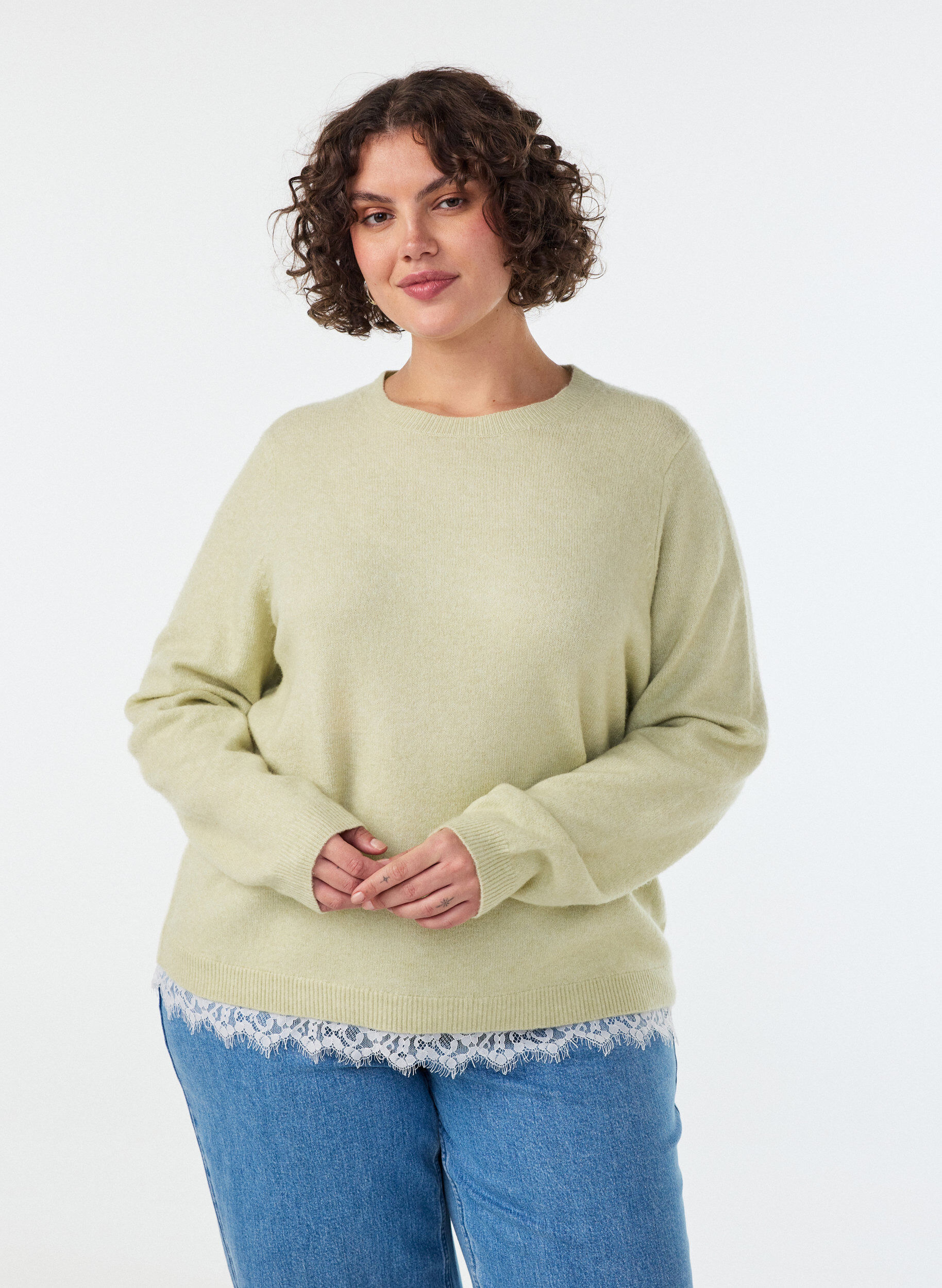 ZizziGebreide blouse met kanten rand aan de zoom, Groen, Model image number 0