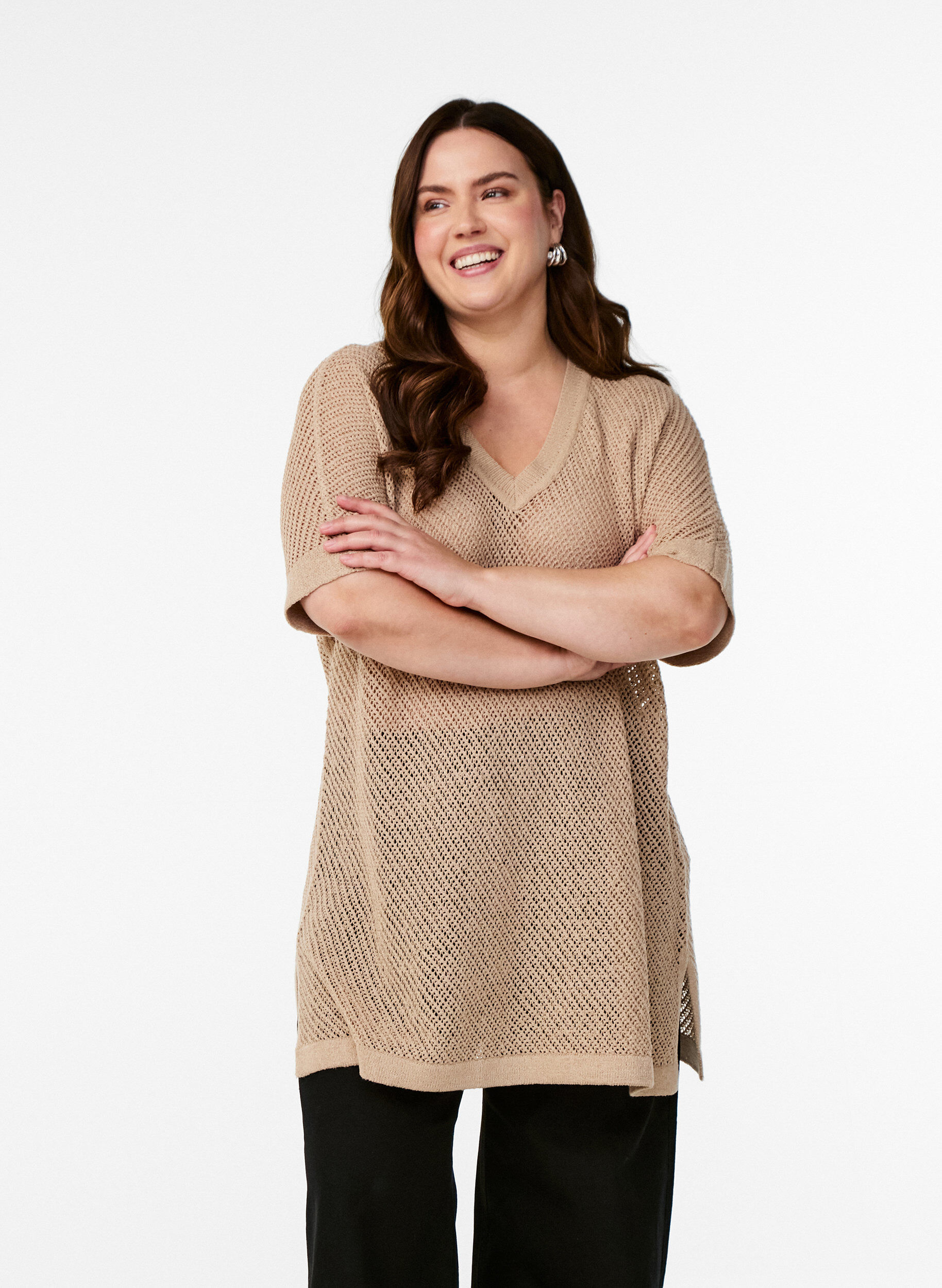 FLASH - Gebreide blouse met korte mouwen en V-hals, Beige, Model