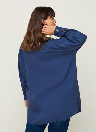 Lyocell blouse met v-hals, Dark Denim, Model image number 1