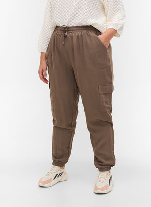 Pantalon ample en viscose avec de grandes poches, Falcon, Model image number 2
