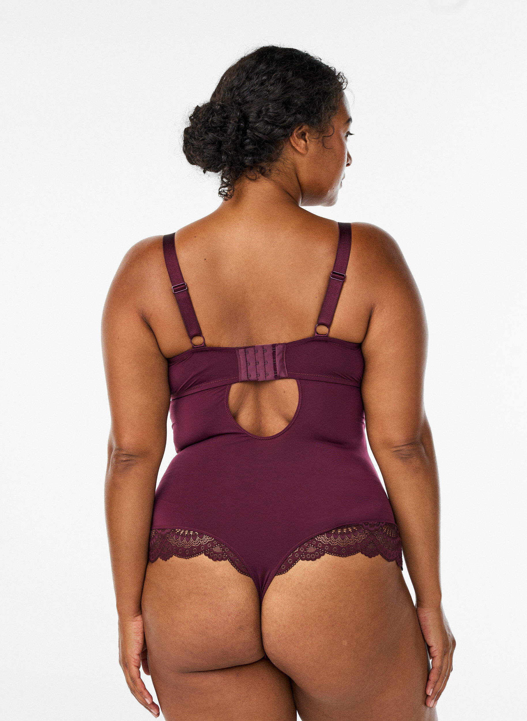 ZizziLichaamsvorm met beugels en kanten banden details, Rood, Model image number 1