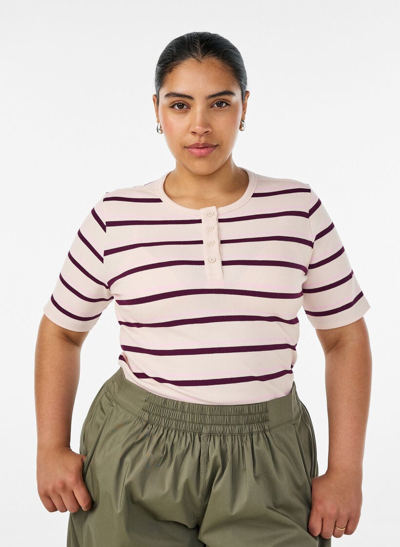 T-shirt c&ocirc;tel&eacute; &agrave; rayures et d&eacute;tail boutonn&eacute;, Violet, Model image number 0