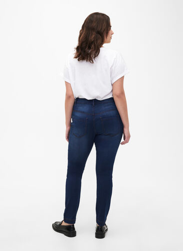 Jean taille régulière Viona, Blue Denim, Model image number 1