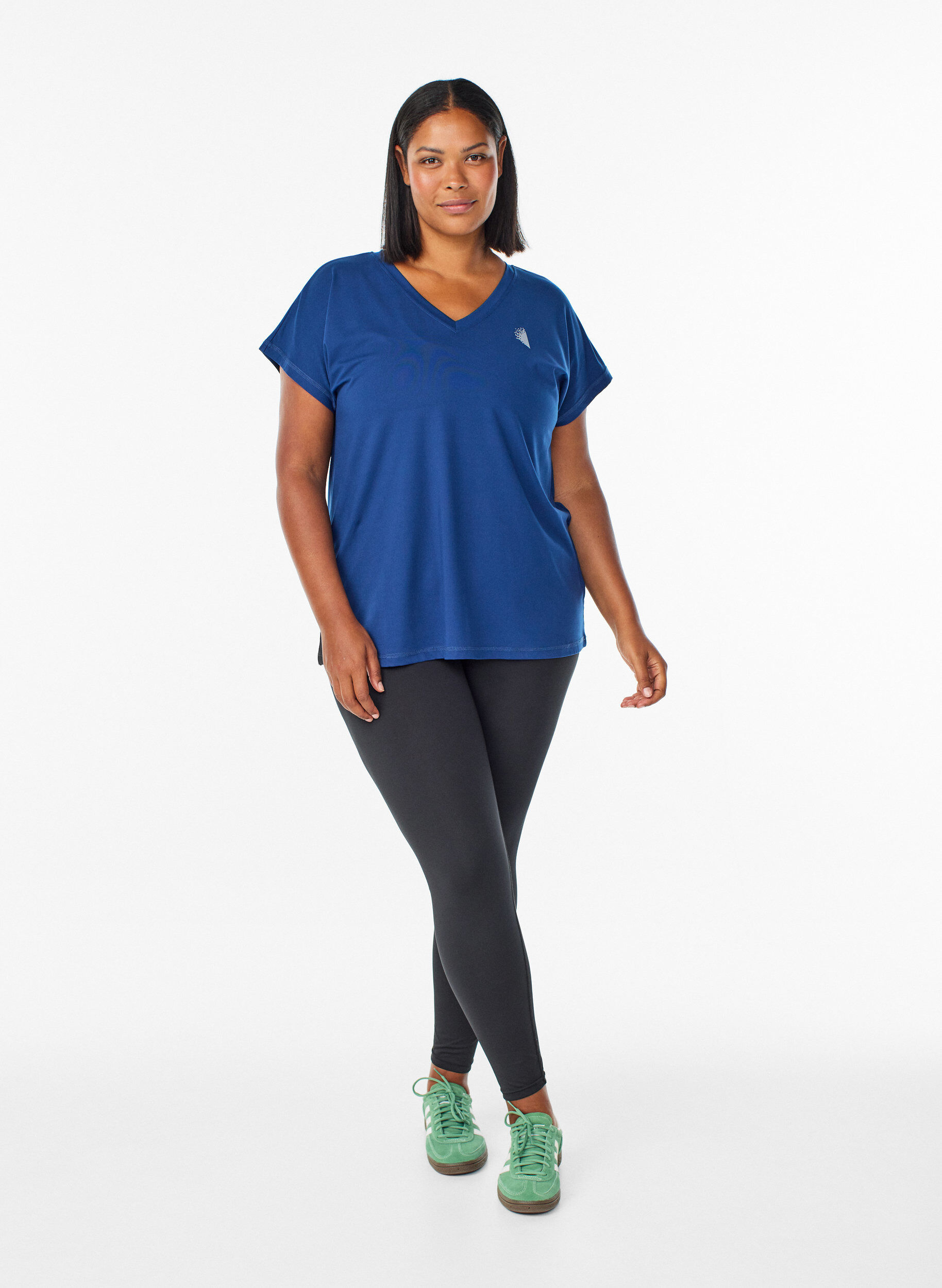 ZizziT-shirt de sport ample avec col en v, Bleu, Model image number 1